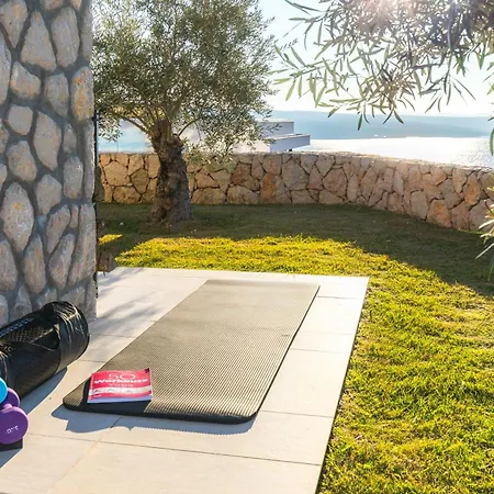 Carolea Vilă Crikvenica