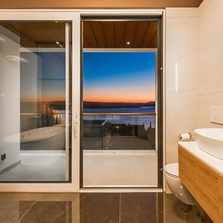 Carolea * Crikvenica