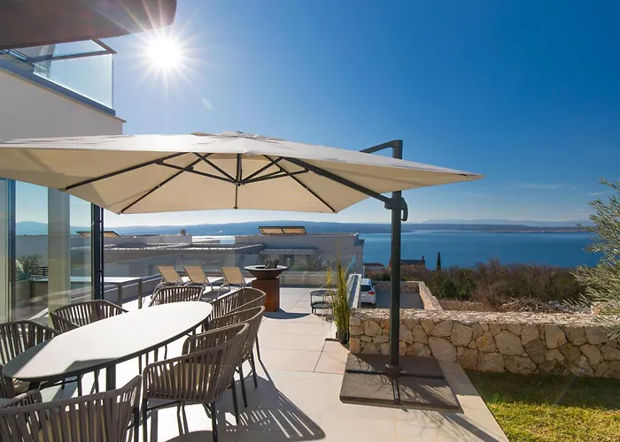 Carolea * Crikvenica