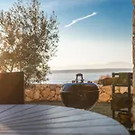 Carolea Villa *